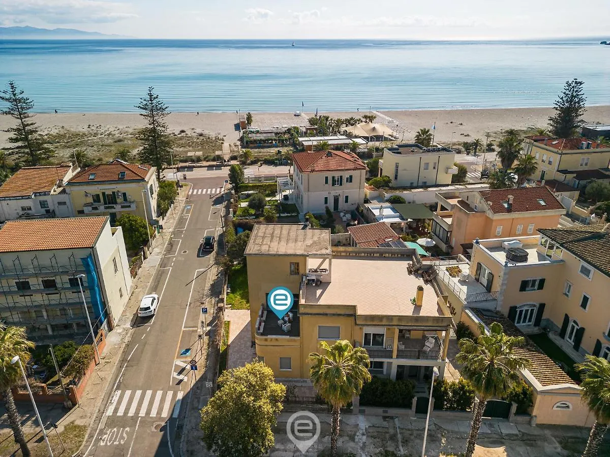 Poetto Sea Breeze - Orange Apartment Cagliari