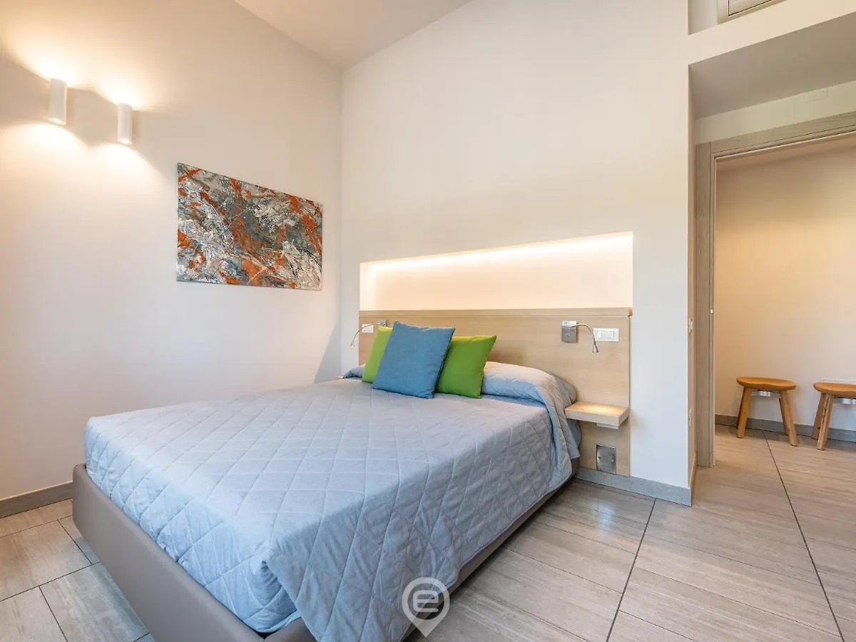 Poetto Sea Breeze - Orange Apartment Cagliari
