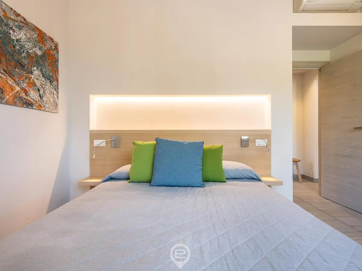 Poetto Sea Breeze - Orange Apartment Cagliari 0*,  Italy